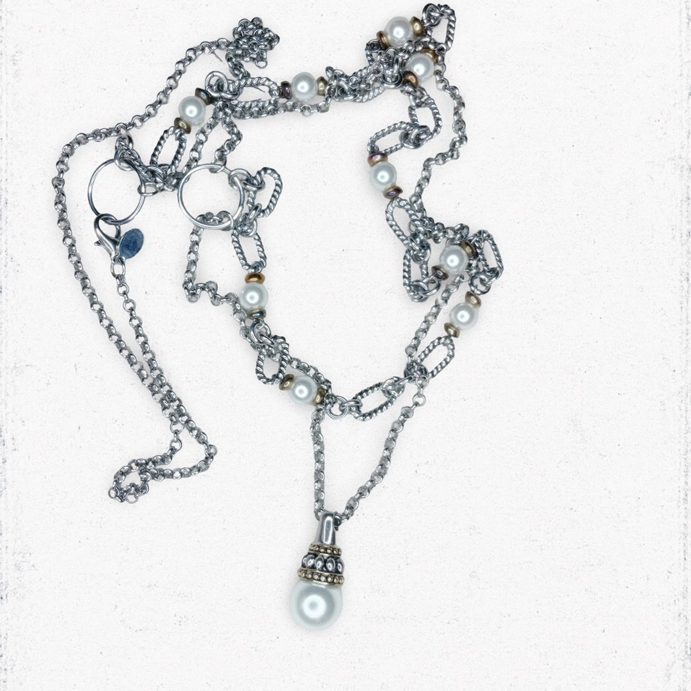 4921. Cookie Lee Silvertone and Pearl Necklace